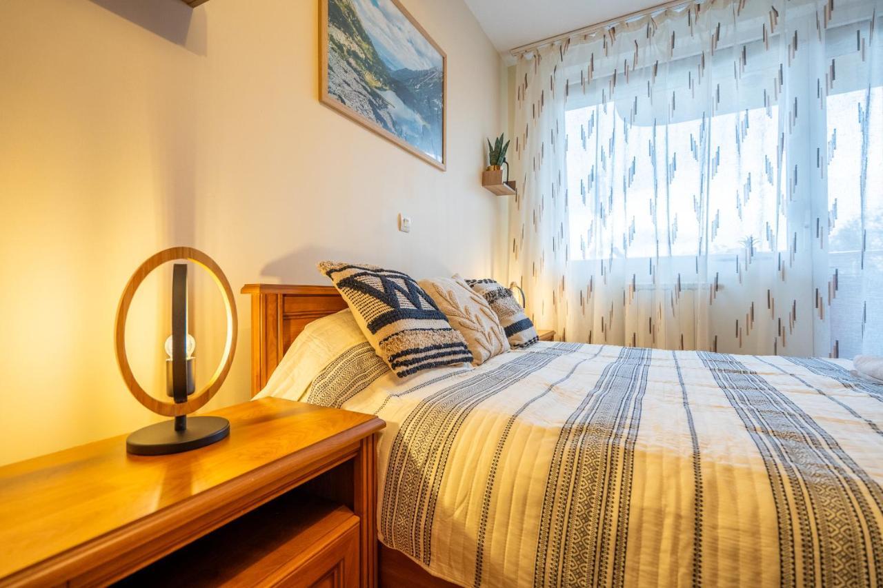 Premium Comfy 2Bdr Apt - Free Parking - Fast Wi-Fi Sofia Ngoại thất bức ảnh