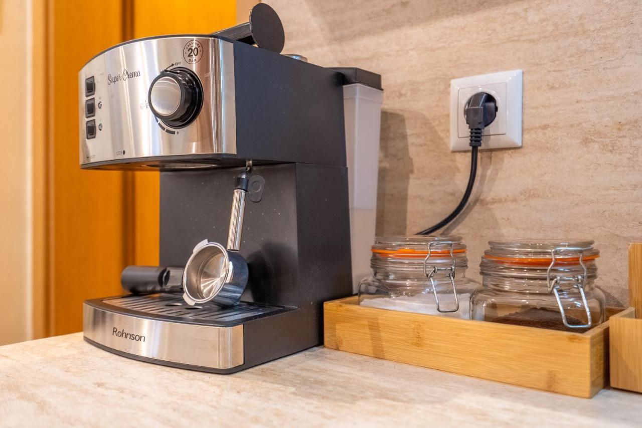 Premium Comfy 2Bdr Apt - Free Parking - Fast Wi-Fi Sofia Ngoại thất bức ảnh